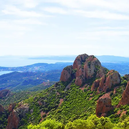 Port-fréjus, Le Consul, 2 Pièces Climatisé, Terrasse&parking *