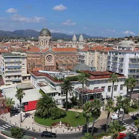Port-frejus, Le Consul, 2 Pieces Climatise, Terrasse & Parking