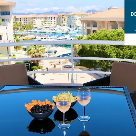 Apartment Port-frejus, Le Consul, 2 Pieces Climatise, Terrasse & Parking *
